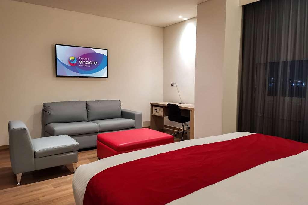 Ramada Encore By Wyndham Guadalajara Aeropuerto Las Pintas Cameră foto